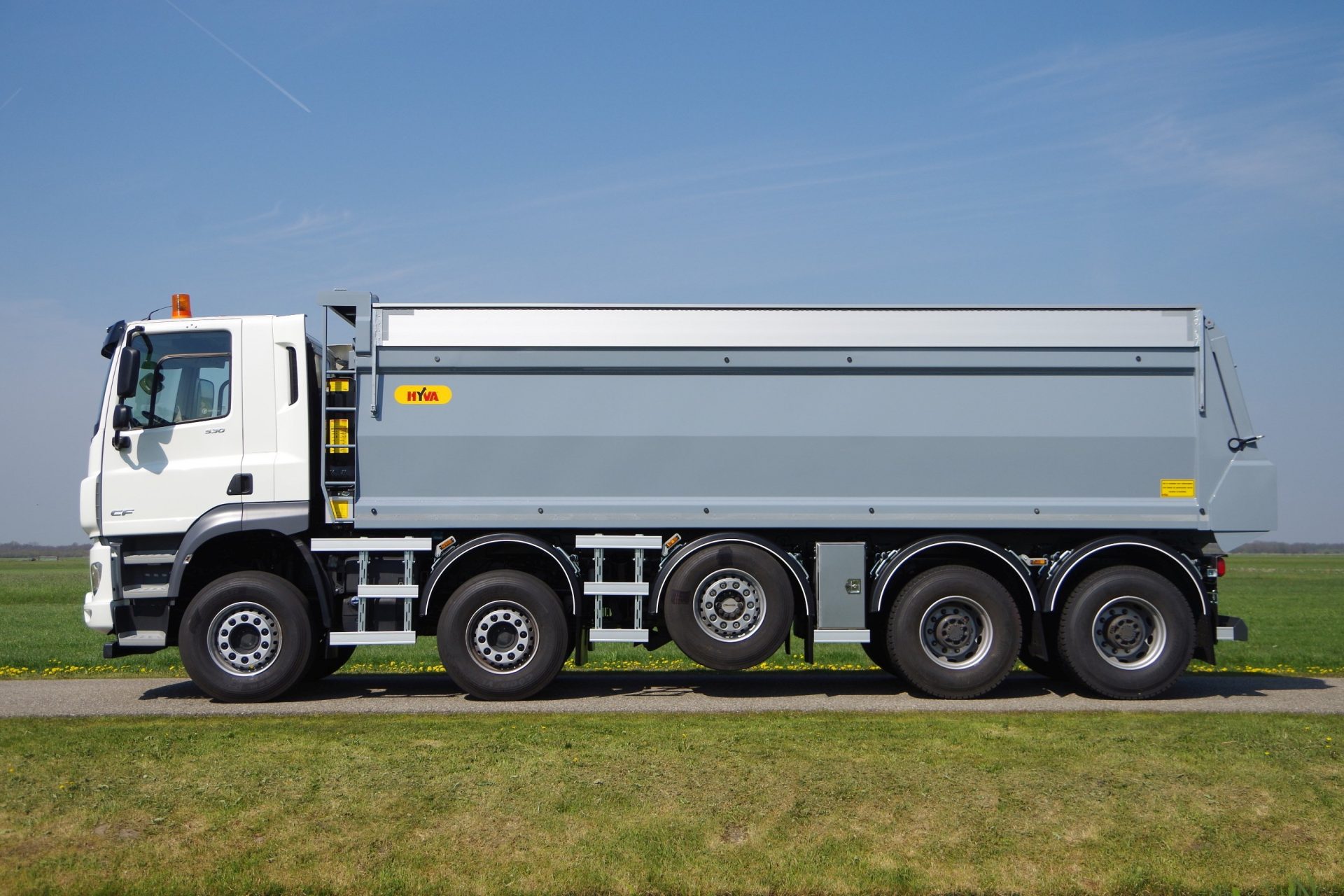 FAD 530 midlift gespoten lz 1