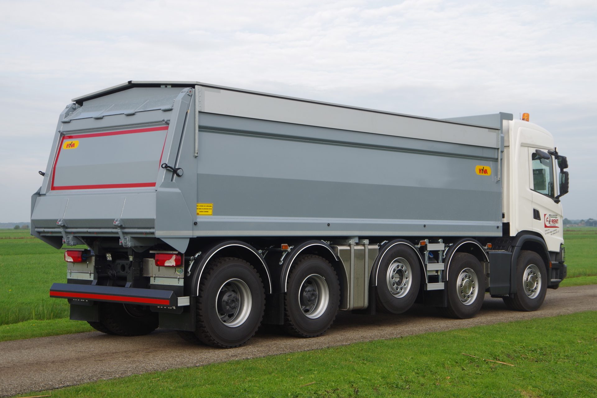 G 450 10x4 midlift 7,1m Hyva ra 1