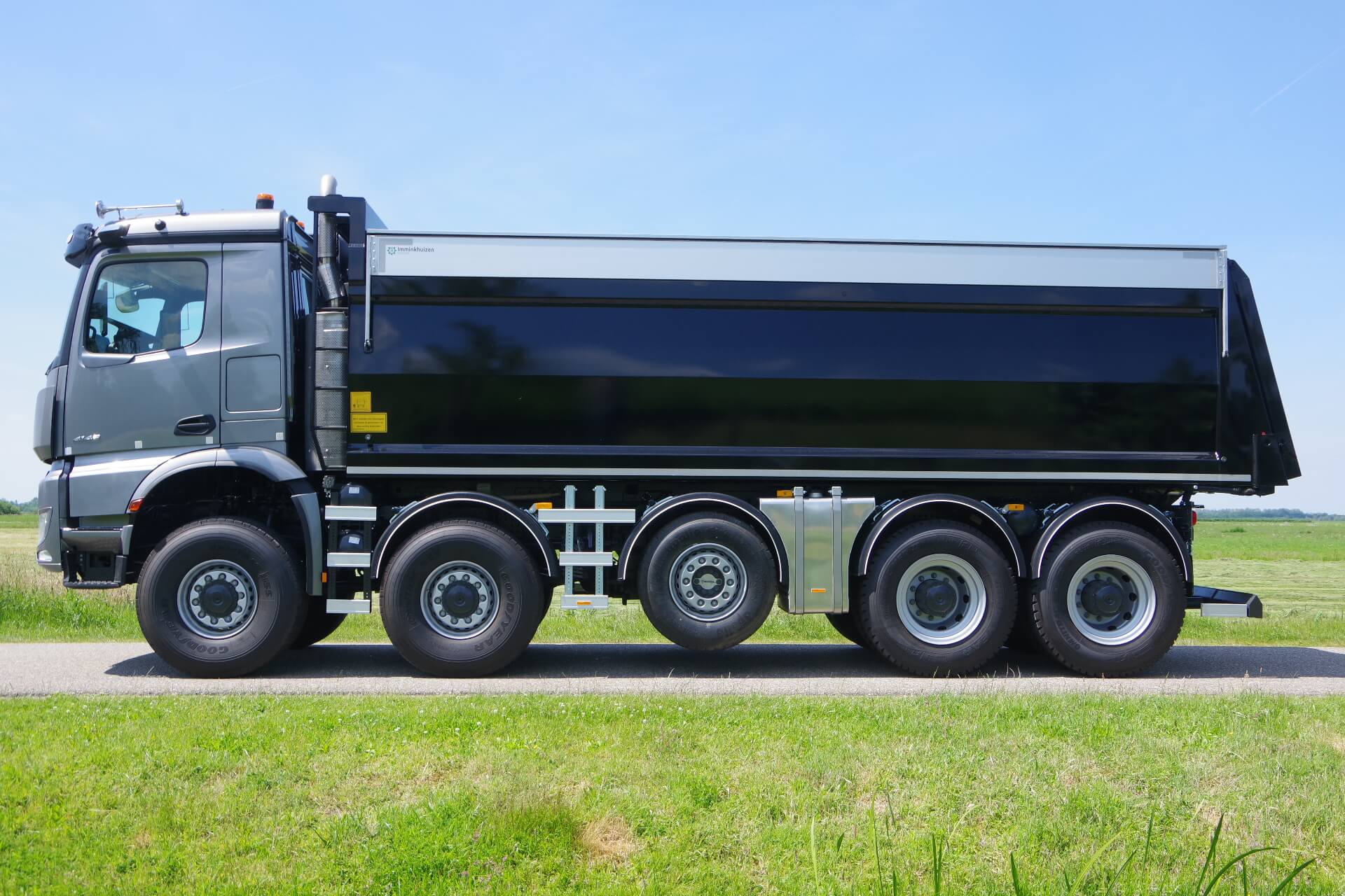 Mercedes_10x8_VELDHUIZEN Us-Bilang lz