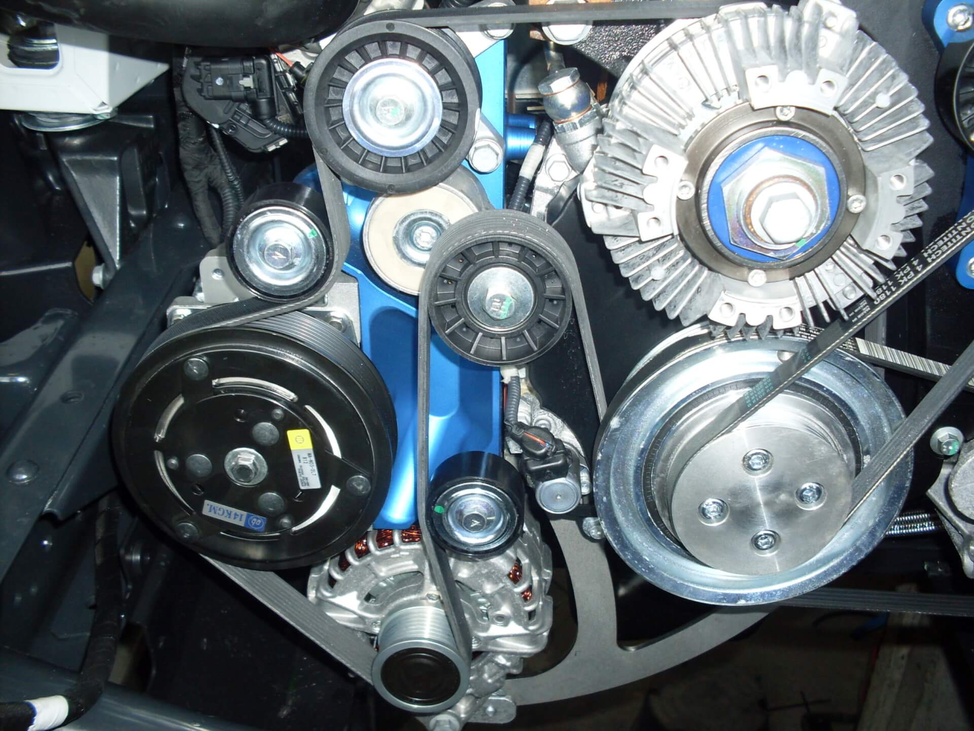 PTO 2,3 L gemonteerd close