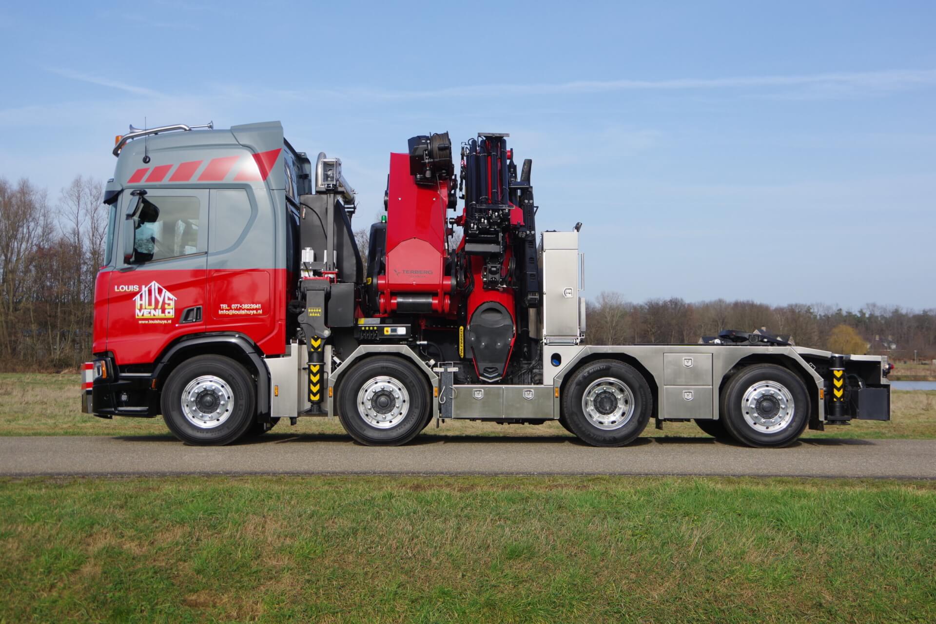 R 500 8x2 Wide Spread 165 TM Palfinger lz 1