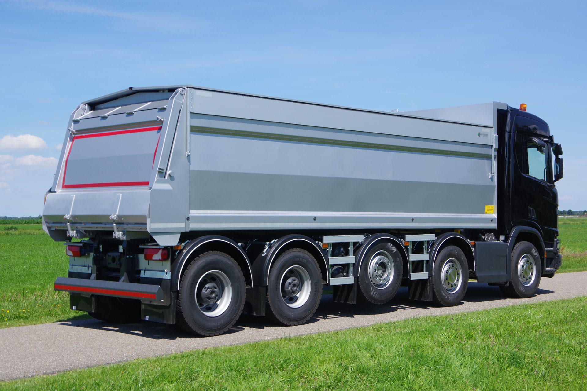 R 520 XT 10x4 midlift met Hyva ra 1