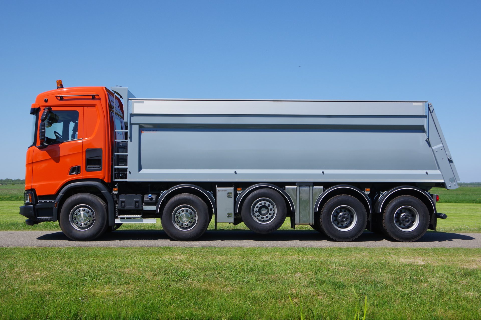 R 520 XT Midlift met Vossebelt lz 1