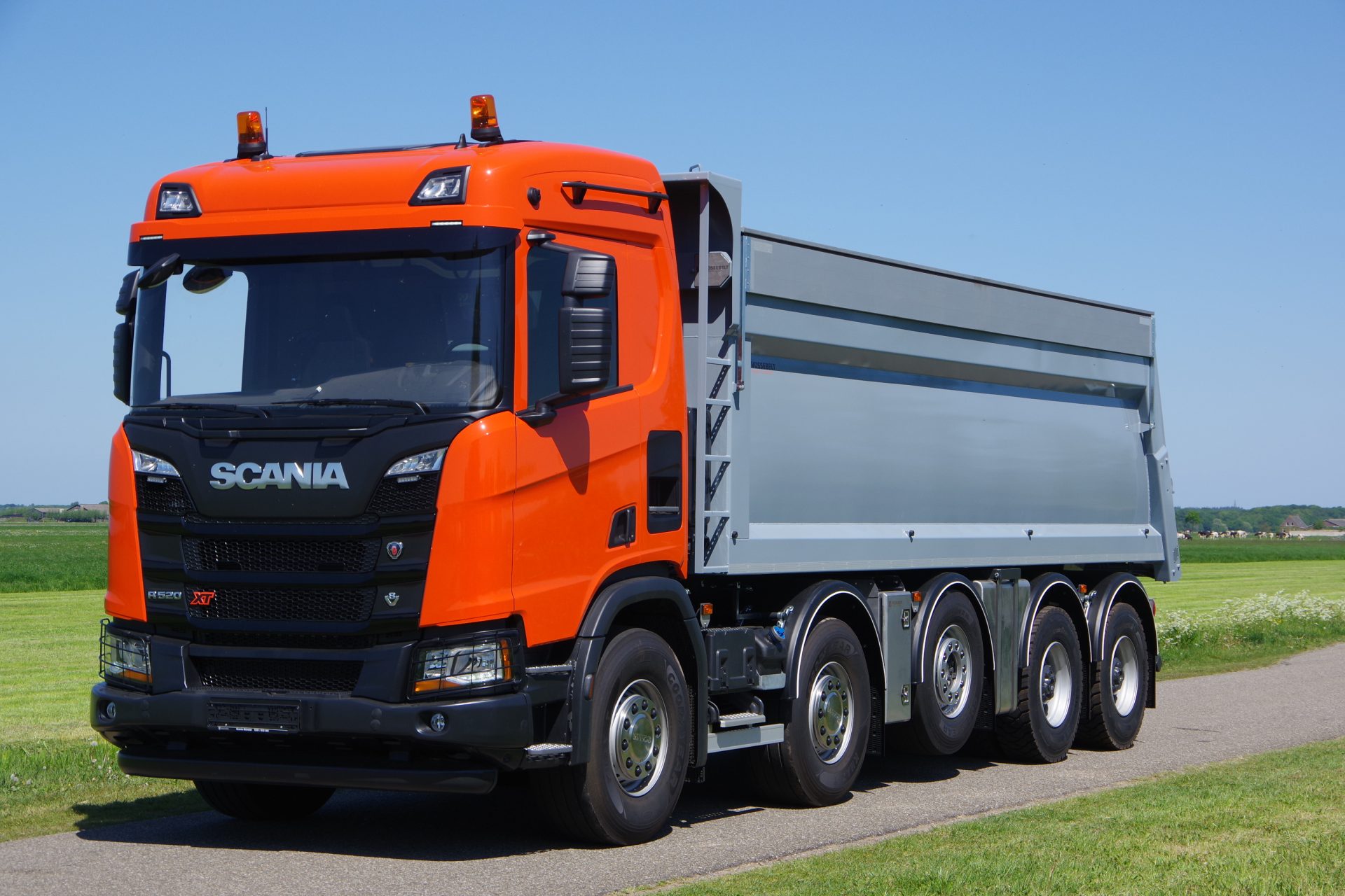 R 520 XT Midlift met Vossebelt v 1