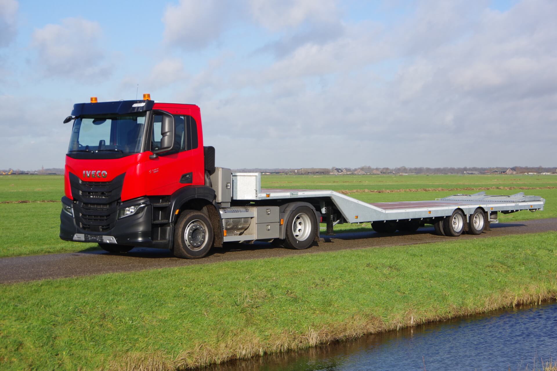 S-Way met 25 T kniksemi ecostand lv 4