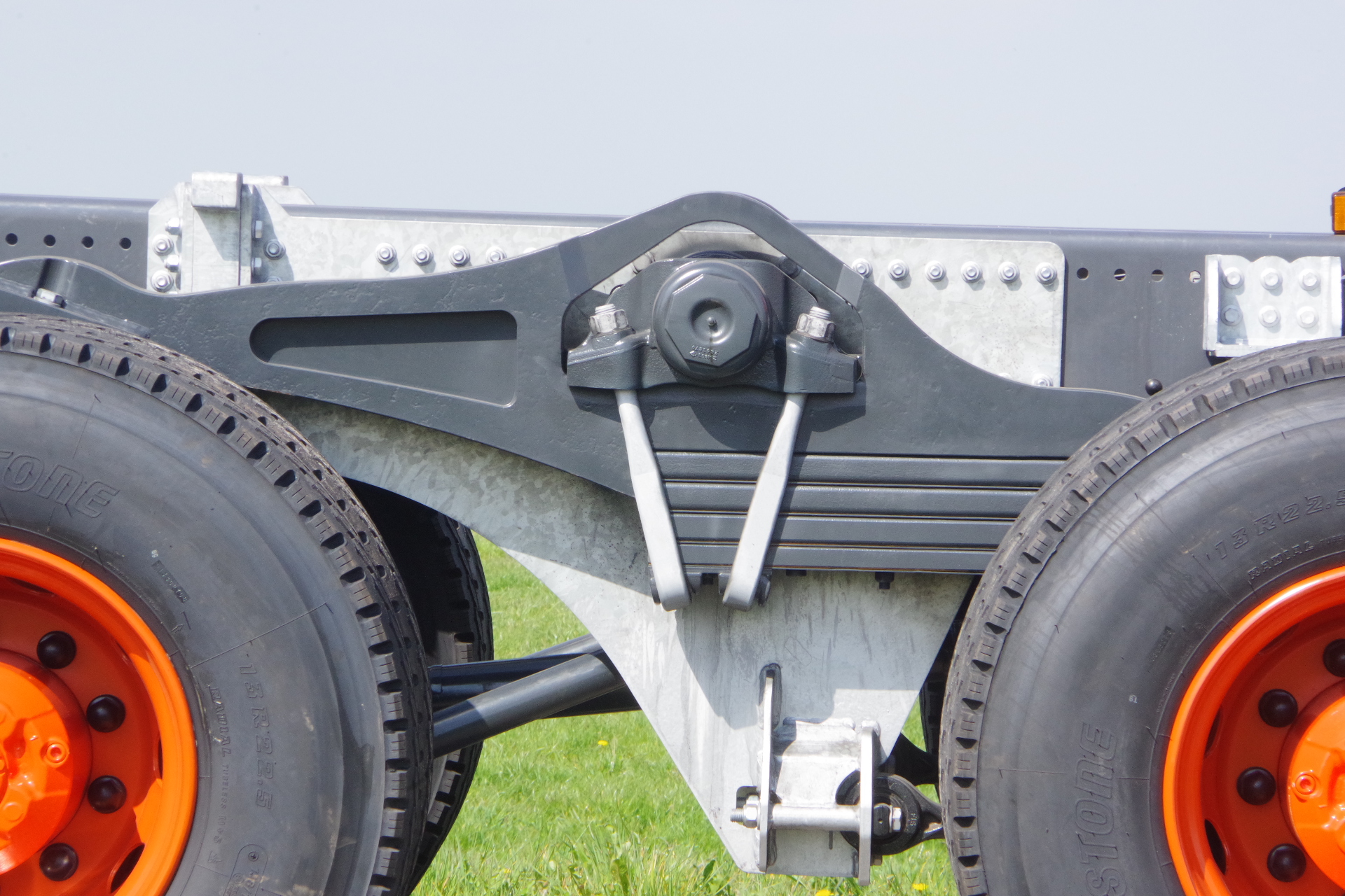 SCANIA_6x6_Wide-spread 18 T paraboolveren r 2