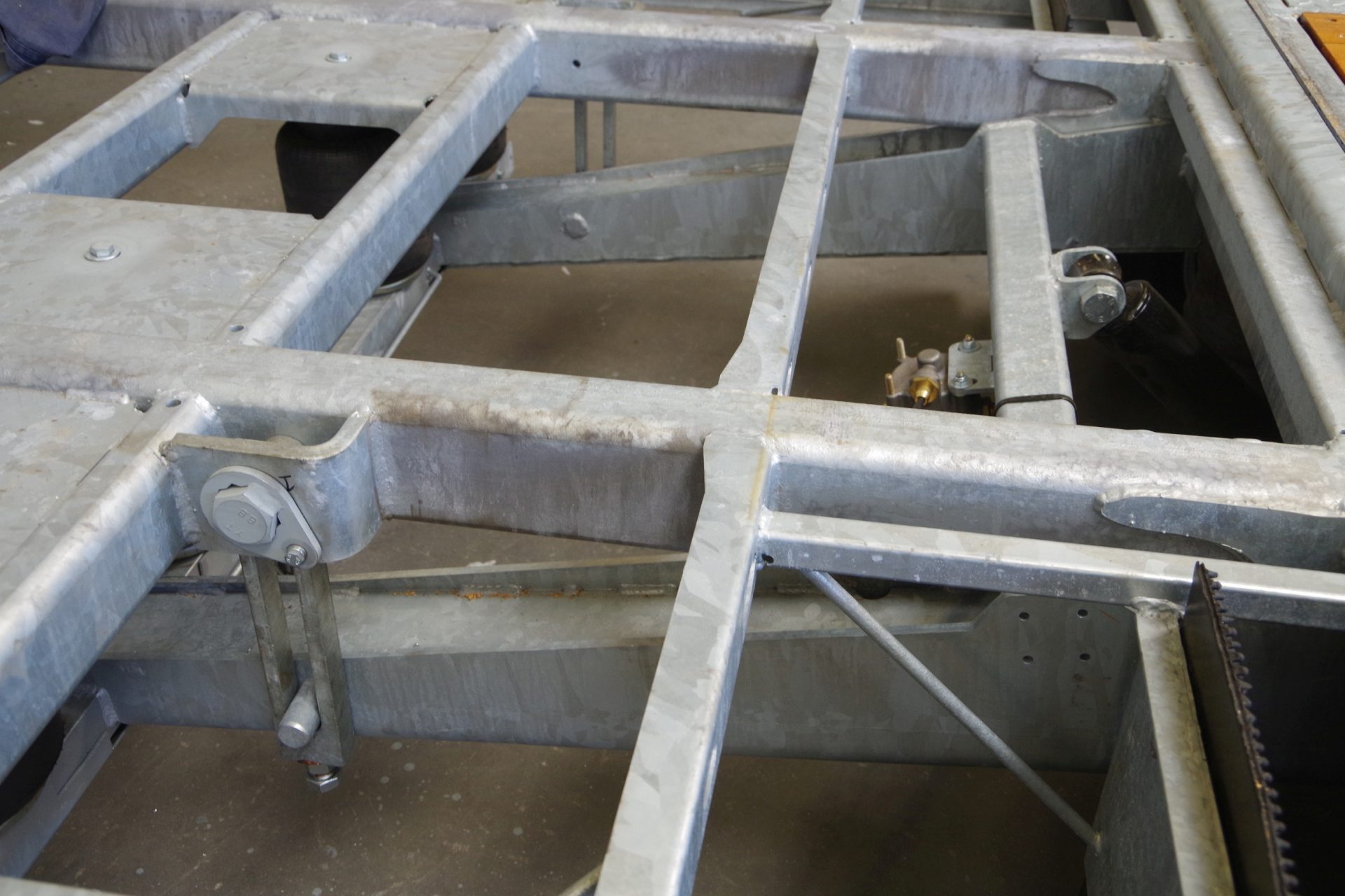 Schanierpunt knikkende semi