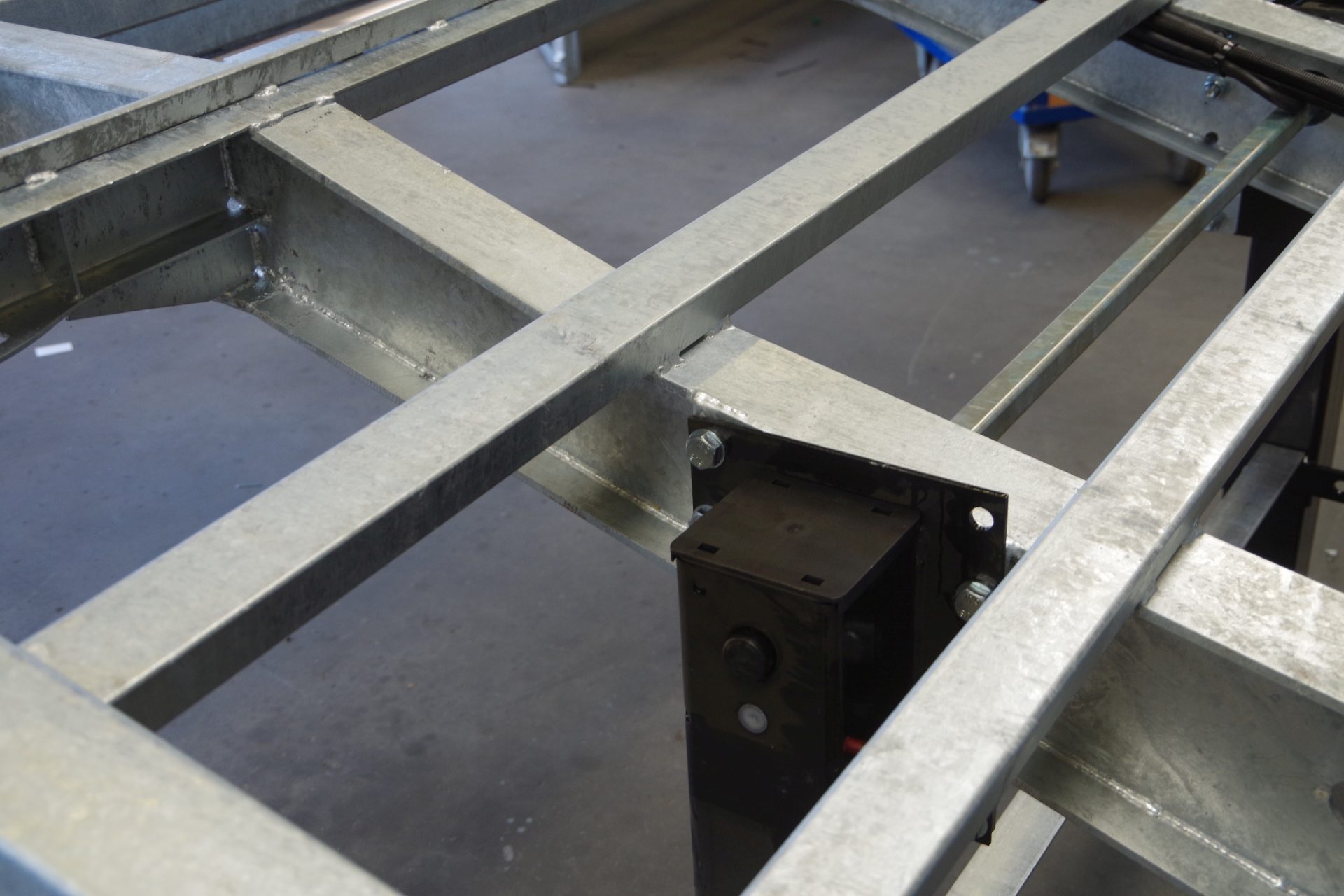 steunpoot tegen vloer