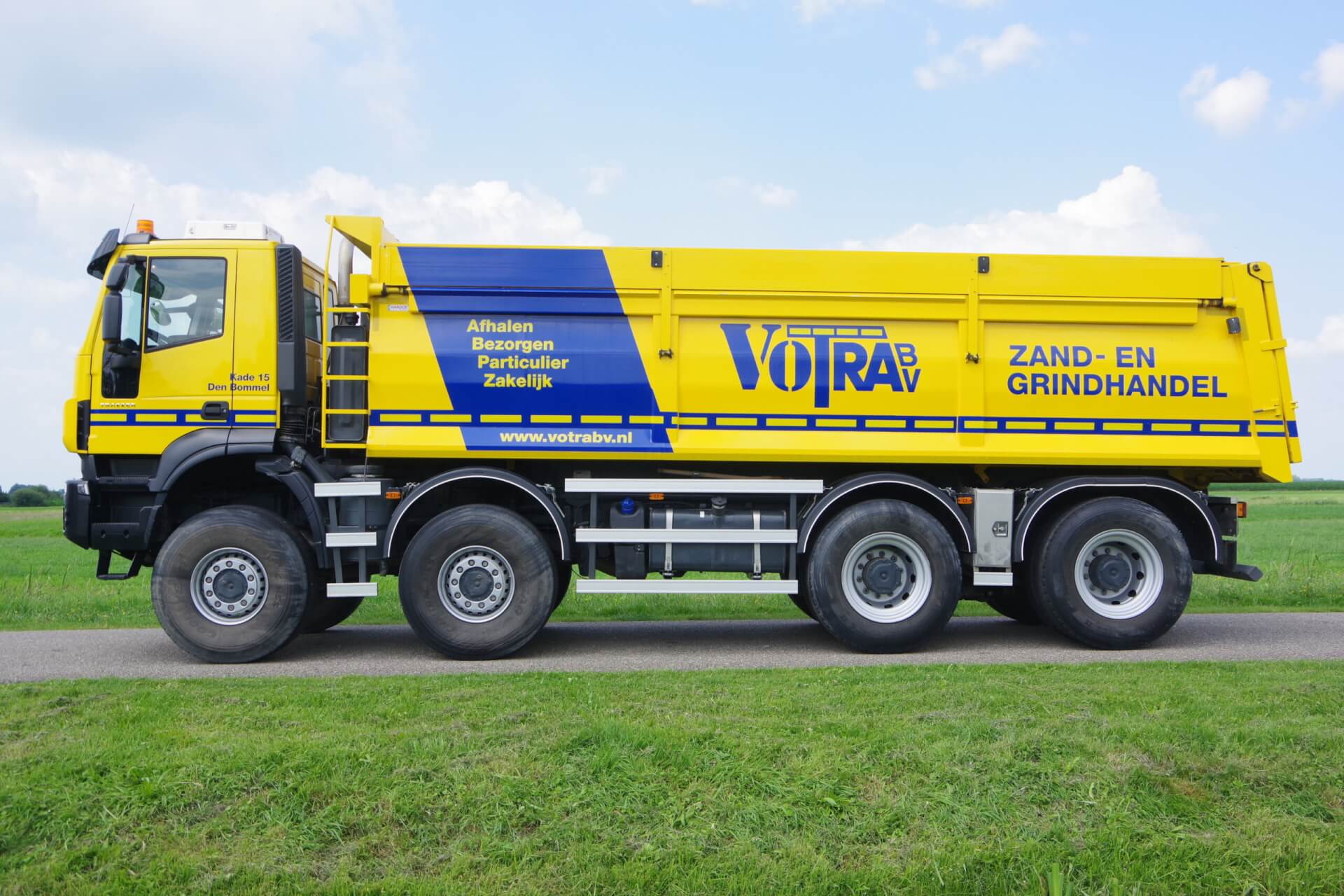 Trakker 8x8 wide spread Votra lz 1