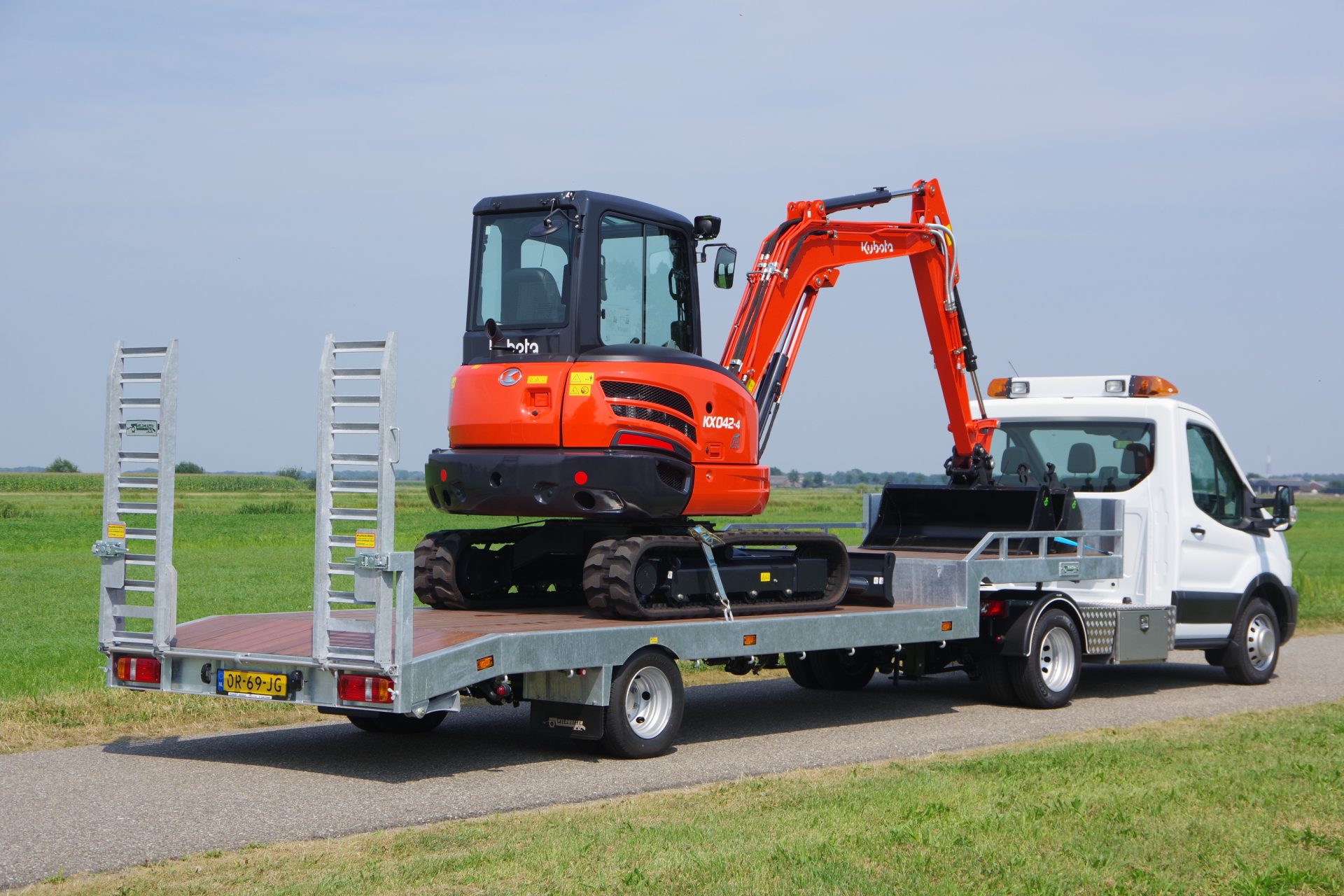 Transit 35-170 met 5m semi en Kubota KX 42-3 ra 2