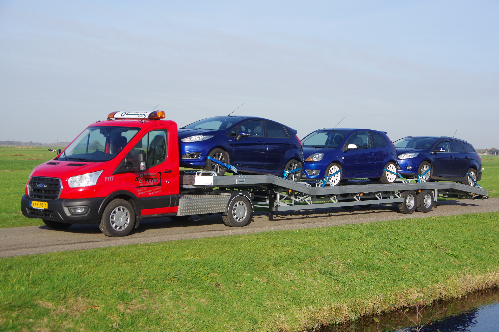 Transit met 12m Auto oplegger Light beladen lv6