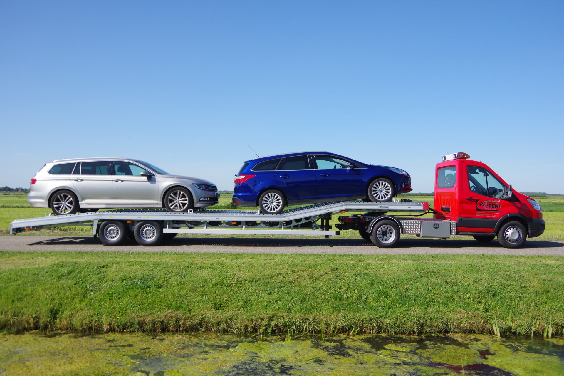 Transit met Auto oplegger Light beladen rz 1