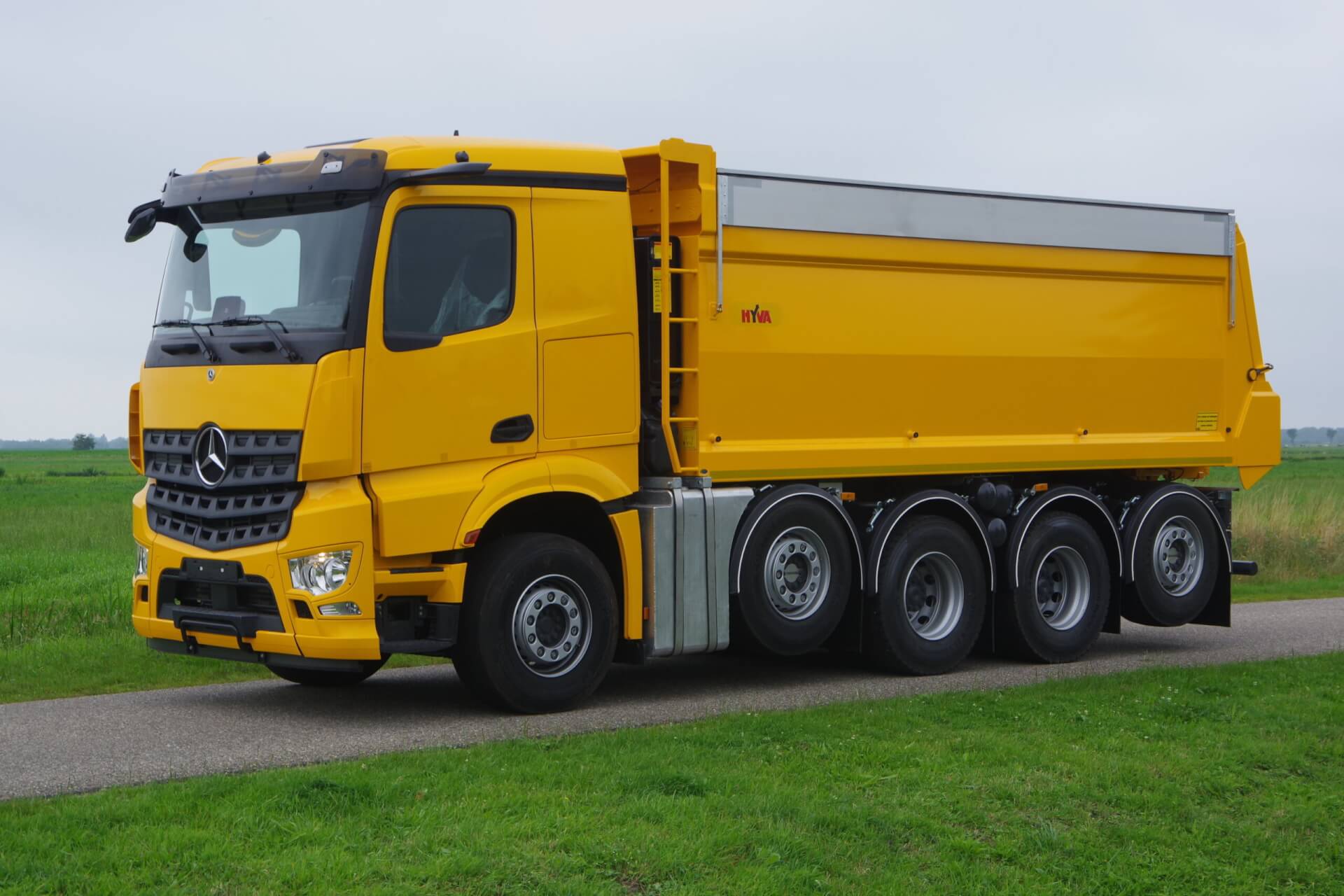 Veldhuizen-Mercedes Quadro 10x4 Heymans lv 2