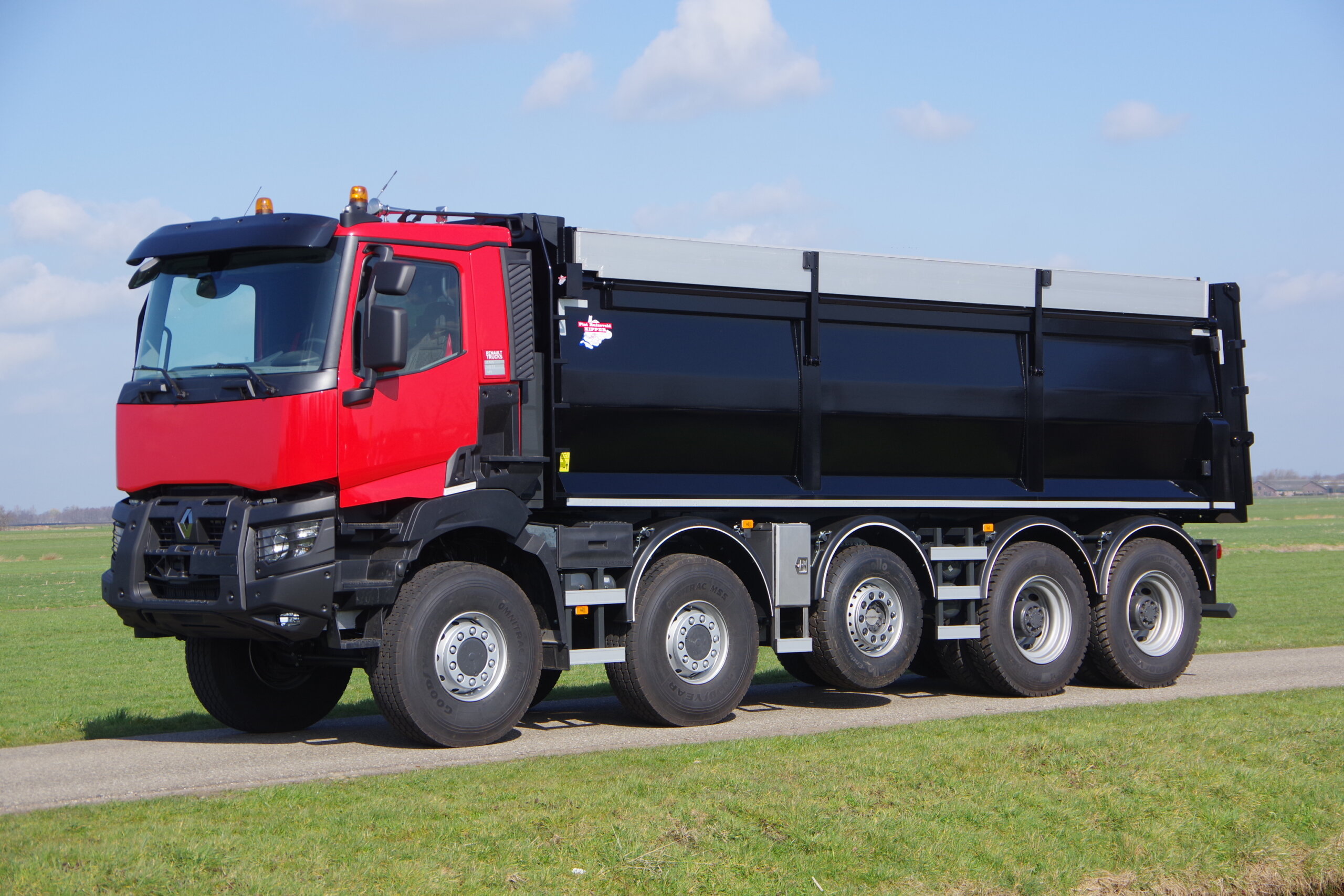 Veldhuizen-Renault-K480-kipper-10x8 lv 1