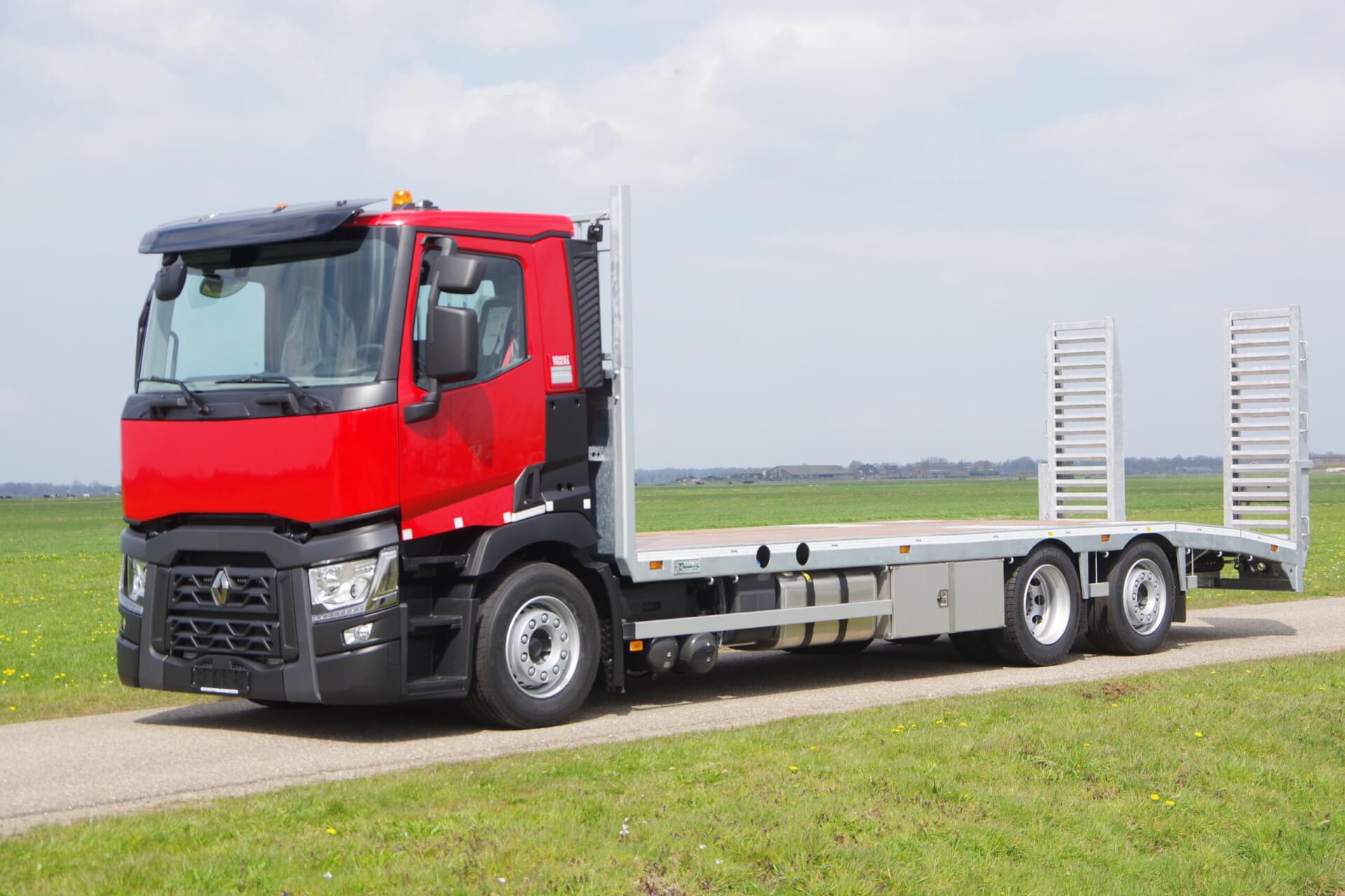 Veldhuizen-RENAULT oprijwagen 29-82 lv 7