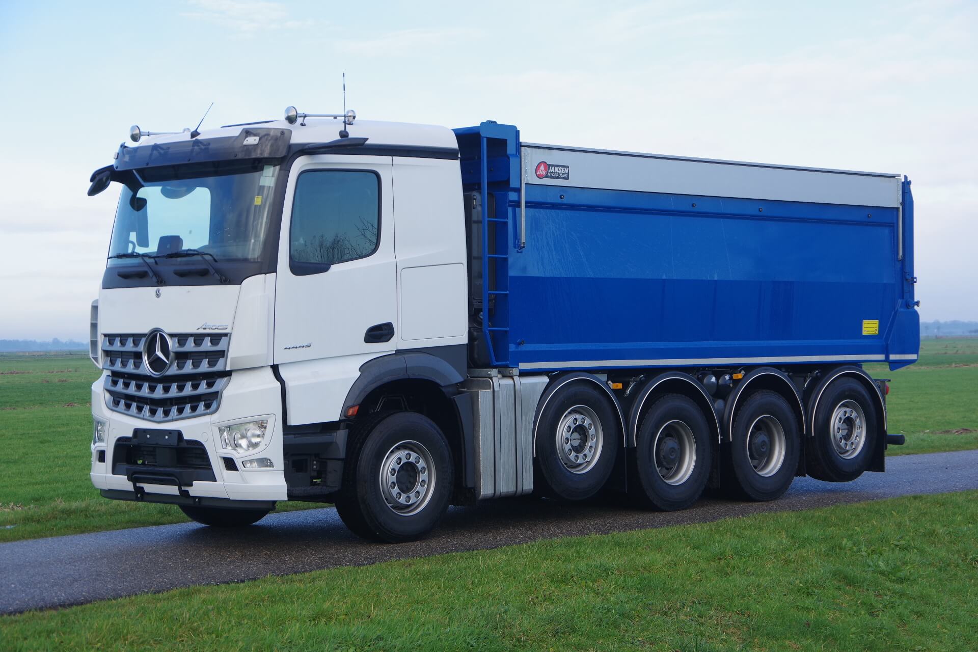 Veldhuizen_Mercedes_Quadro 10x4 Huygenvoort lv 2