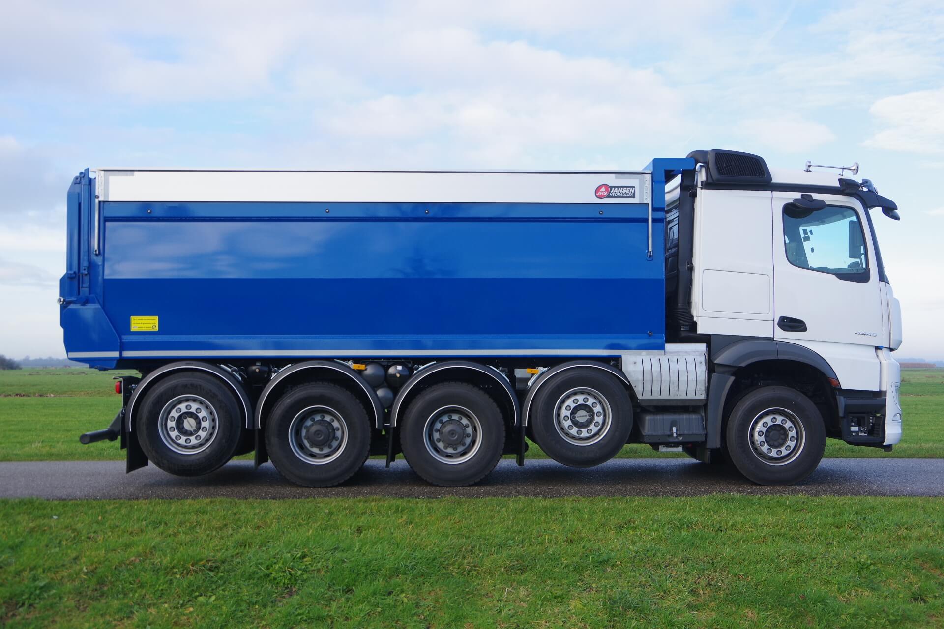 Veldhuizen_Mercedes_Quadro 10x4 Huygenvoort rz