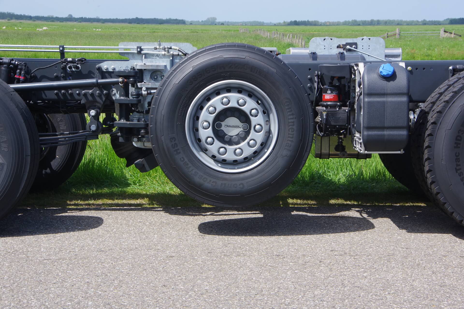 Veldhuizen_Renault_C480_10x4 hefhoogte 18cm