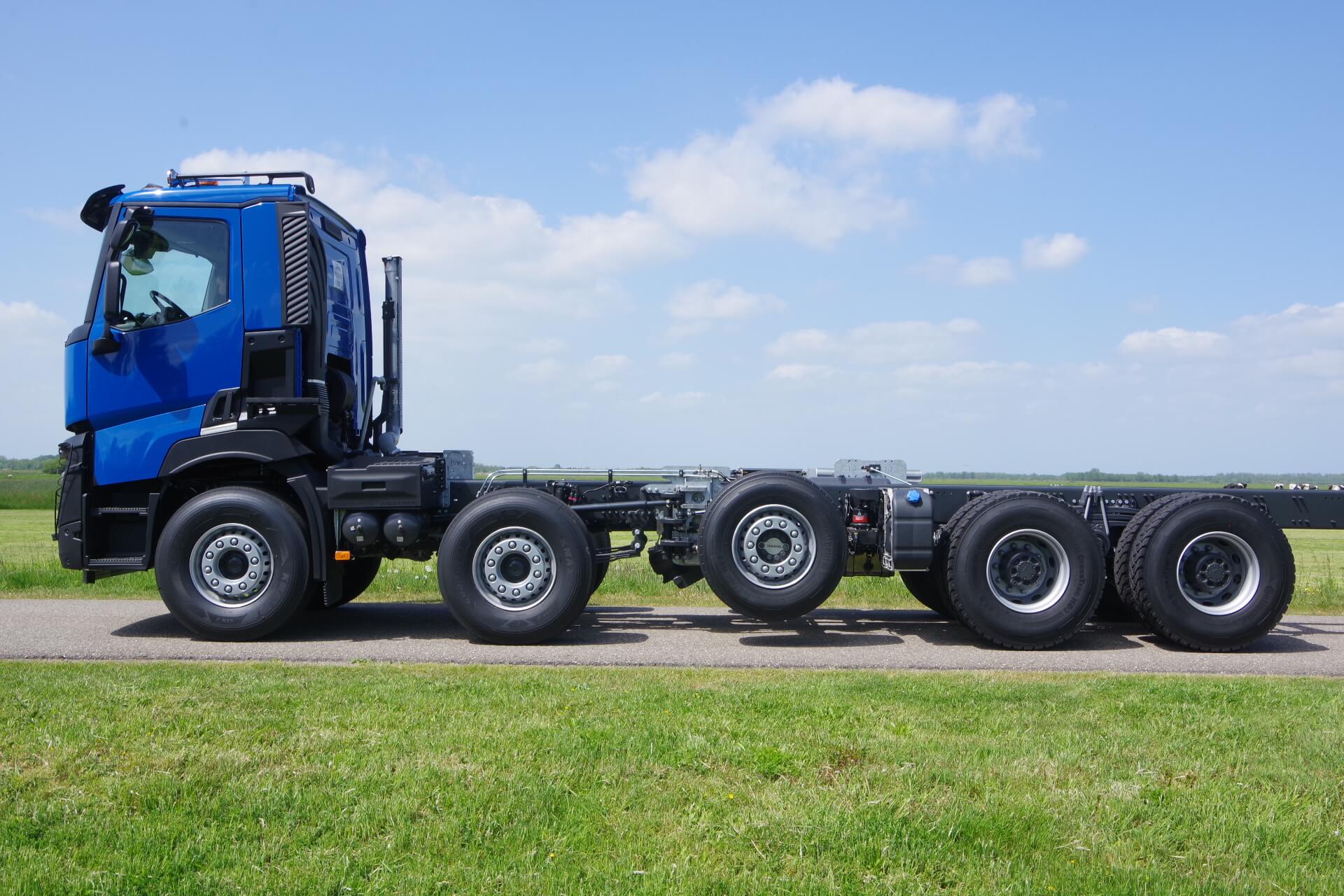 Veldhuizen_Renault_C480_10x4 lz