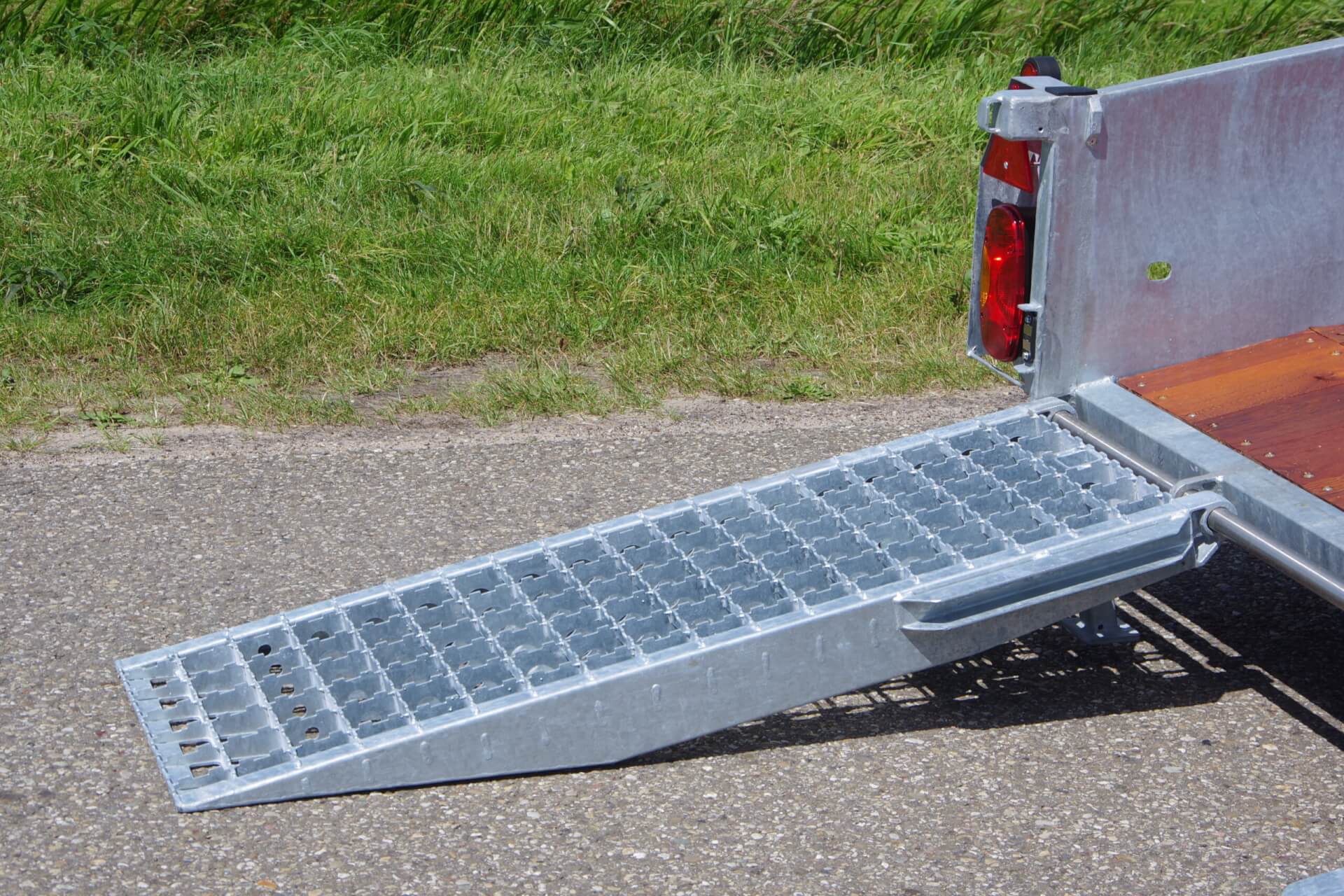 VELDHUIZEN_Roosteroprijgoten 130x48 cm open ra 1