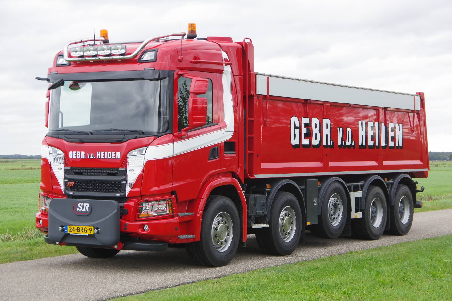 VELDHUIZEN_SCANIA_10x4_gebrvdHeiden lv 1