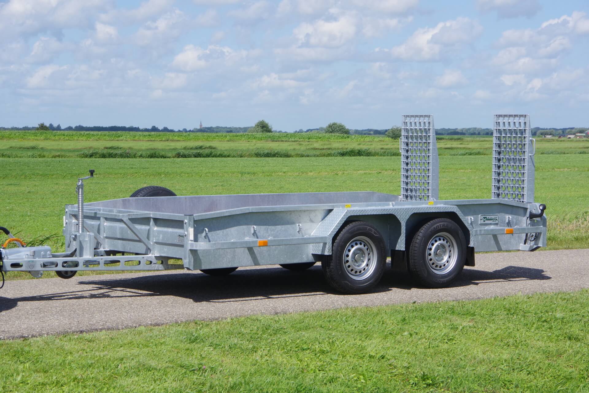 VELDHUIZEN_Tandemdieplader_Roosteroprijgoten 130x48 cm lv 1